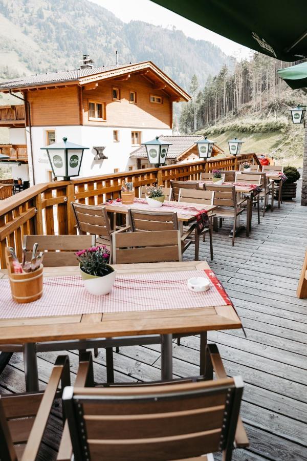 Gasthof Pension Kohlplatzl Hopfgarten in Defereggen エクステリア 写真